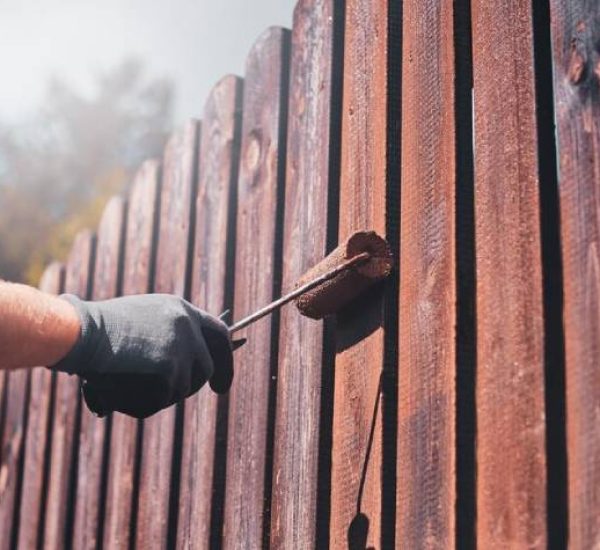 Fence Staining
